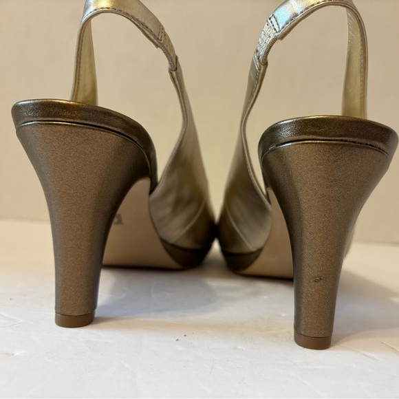 Anne Klein bronze & gold slingback open toe heel sandals size 9 M - Picture 7 of 10